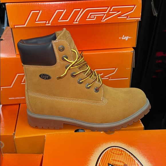 Lugz Brown Lace-Up Boots with Black Collar